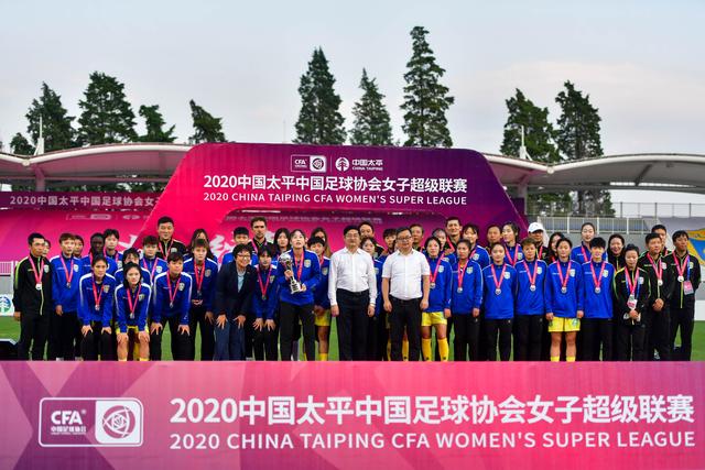 每体：巴萨考虑低价回购比尔希利，然后将他转手套现赚钱